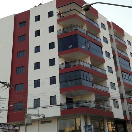 Apartamentos Ed London, Na Av Principal A Poucos Passos Das Termas Piratuba Dış mekan fotoğraf