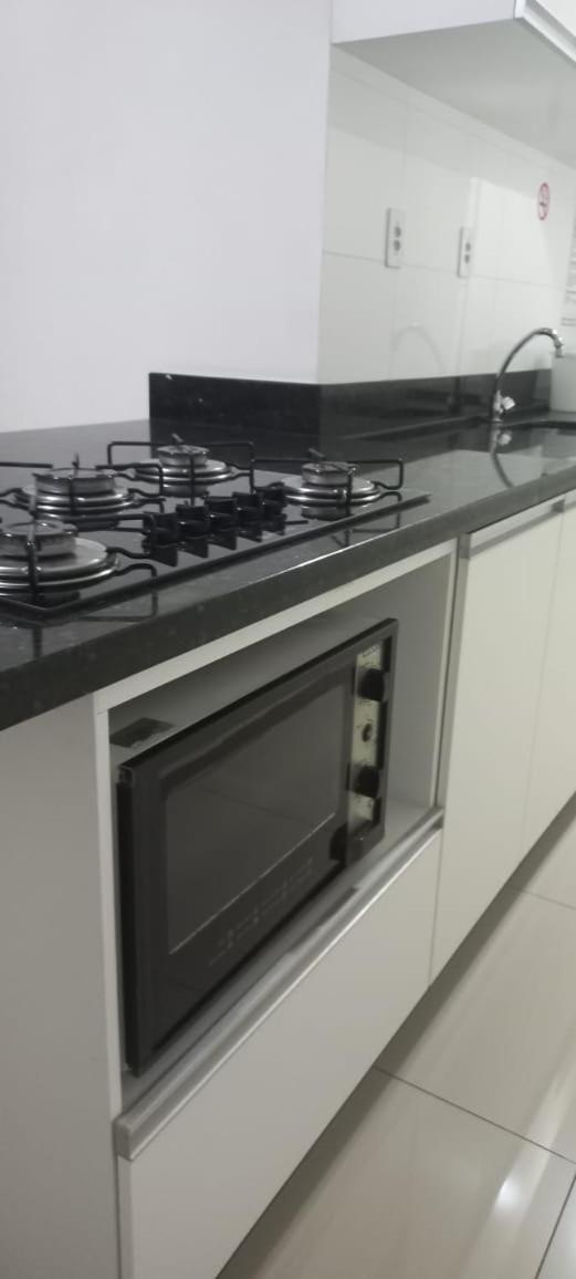 Apartamentos Ed London, Na Av Principal A Poucos Passos Das Termas Piratuba Dış mekan fotoğraf