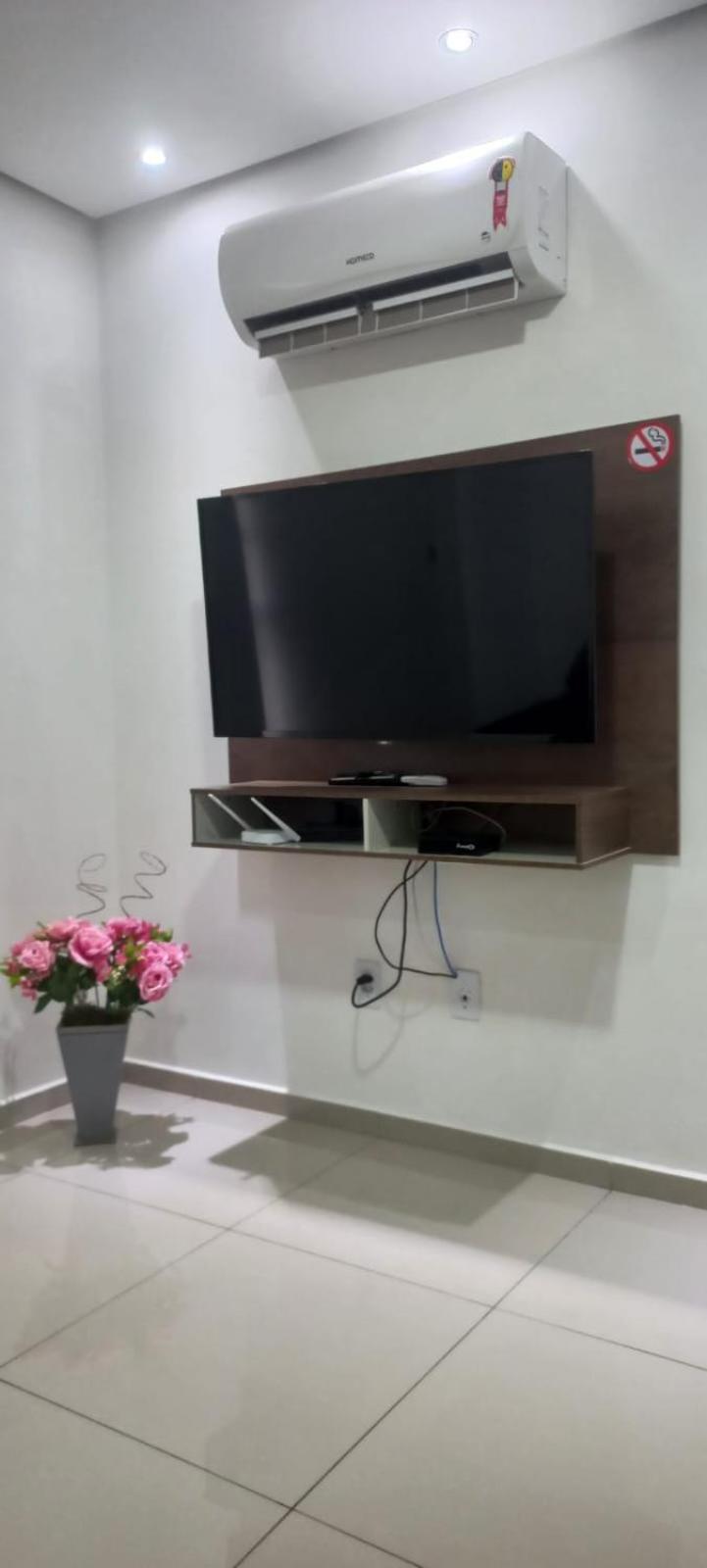 Apartamentos Ed London, Na Av Principal A Poucos Passos Das Termas Piratuba Dış mekan fotoğraf