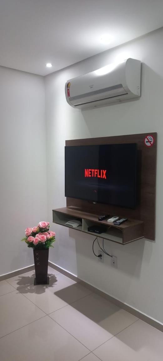 Apartamentos Ed London, Na Av Principal A Poucos Passos Das Termas Piratuba Dış mekan fotoğraf