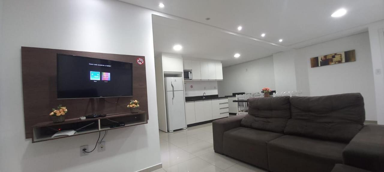 Apartamentos Ed London, Na Av Principal A Poucos Passos Das Termas Piratuba Dış mekan fotoğraf