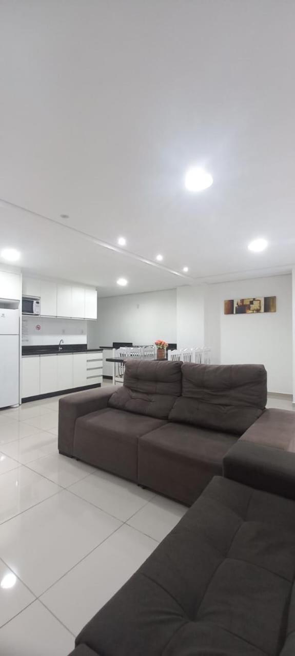 Apartamentos Ed London, Na Av Principal A Poucos Passos Das Termas Piratuba Dış mekan fotoğraf
