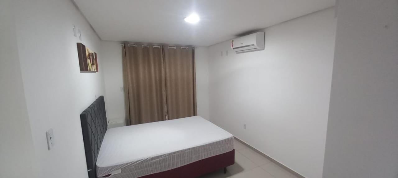 Apartamentos Ed London, Na Av Principal A Poucos Passos Das Termas Piratuba Dış mekan fotoğraf