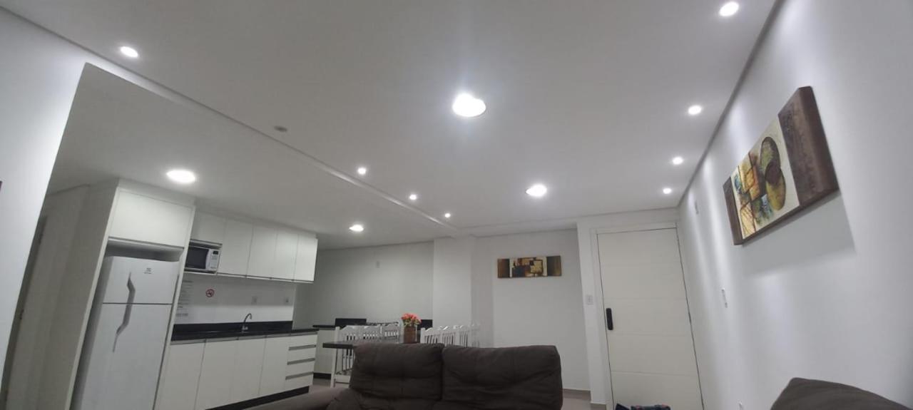 Apartamentos Ed London, Na Av Principal A Poucos Passos Das Termas Piratuba Dış mekan fotoğraf